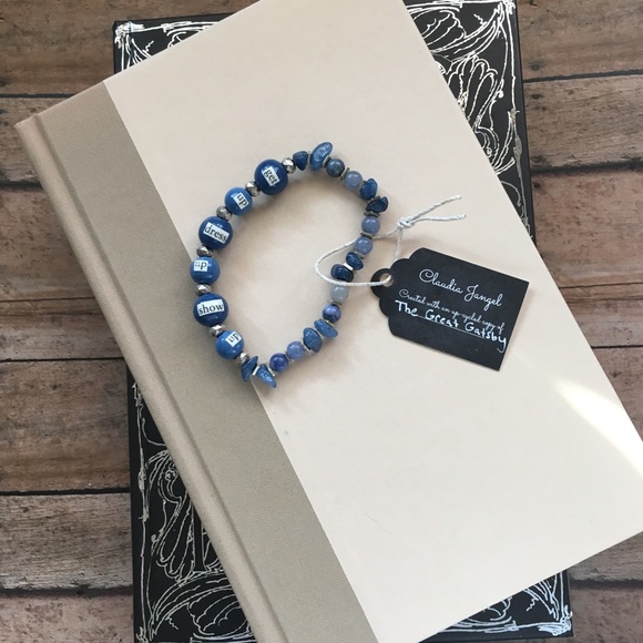 “Get up dress up show up” bracelet - Picture 2 of 4